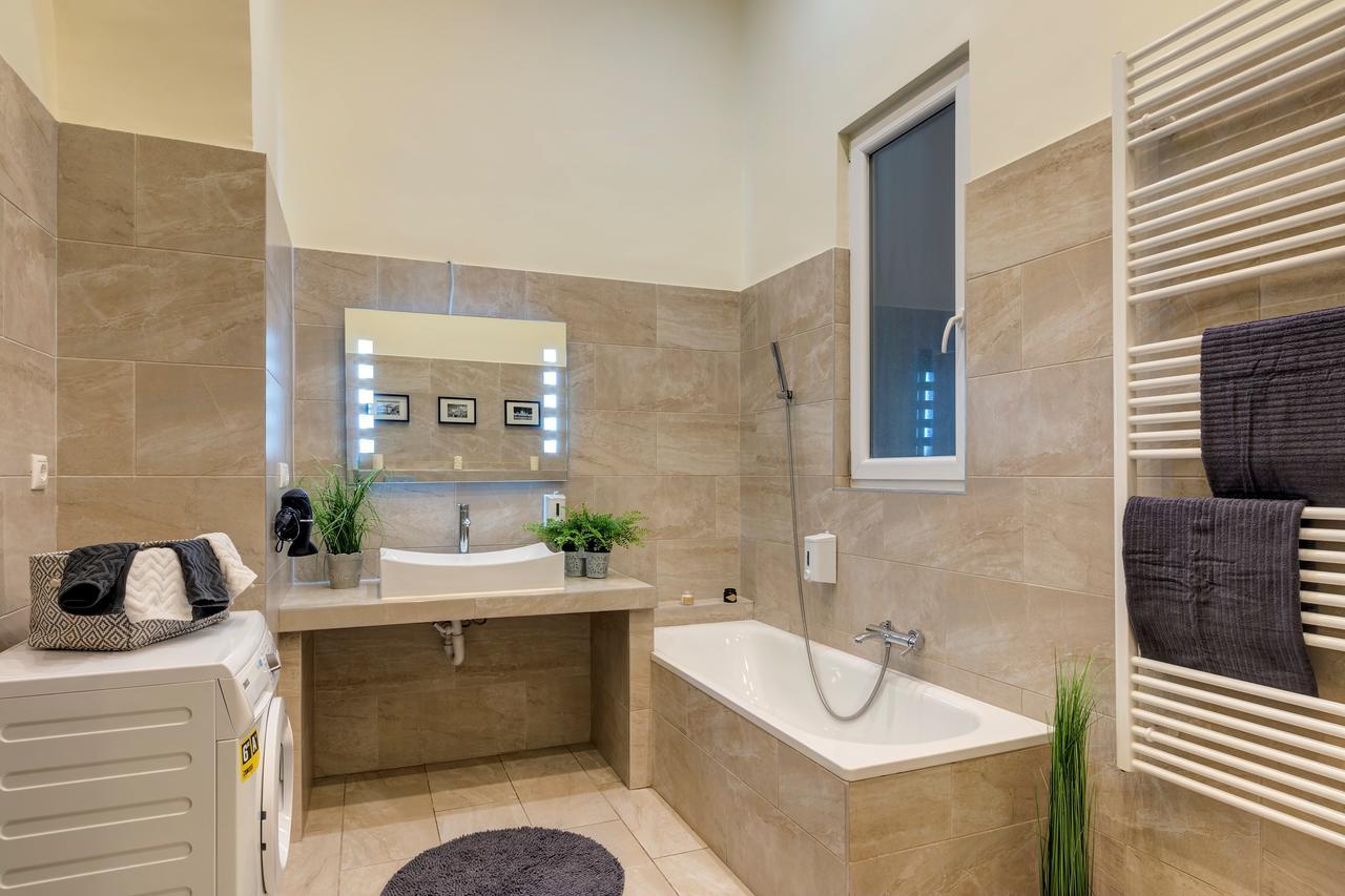 Real Apartments Klauzal Budapest Luaran gambar