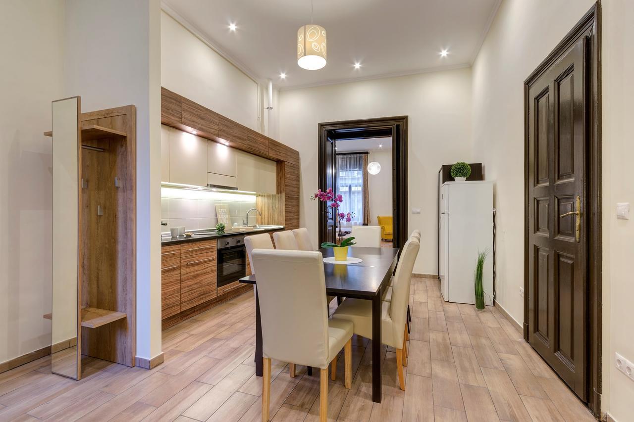 Real Apartments Klauzal Budapest Luaran gambar