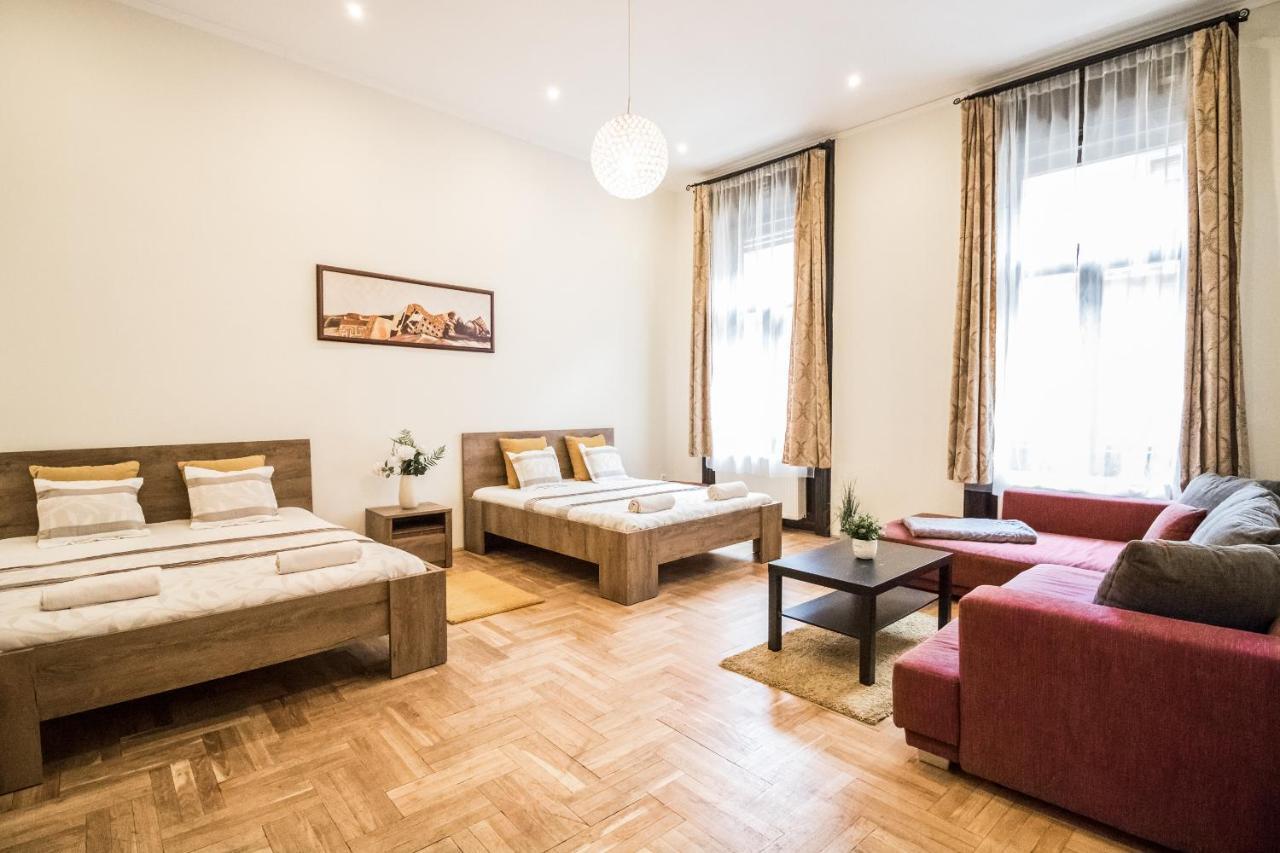 Real Apartments Klauzal Budapest Luaran gambar