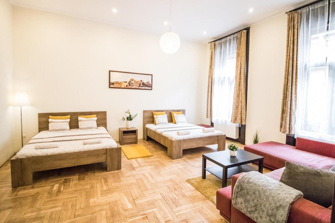 Real Apartments Klauzal Budapest Luaran gambar