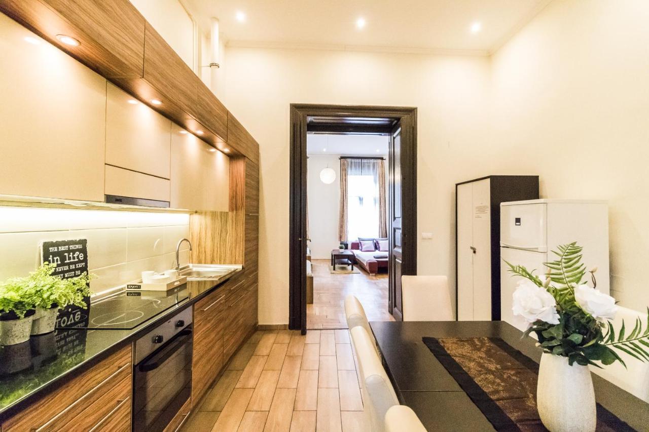 Real Apartments Klauzal Budapest Luaran gambar